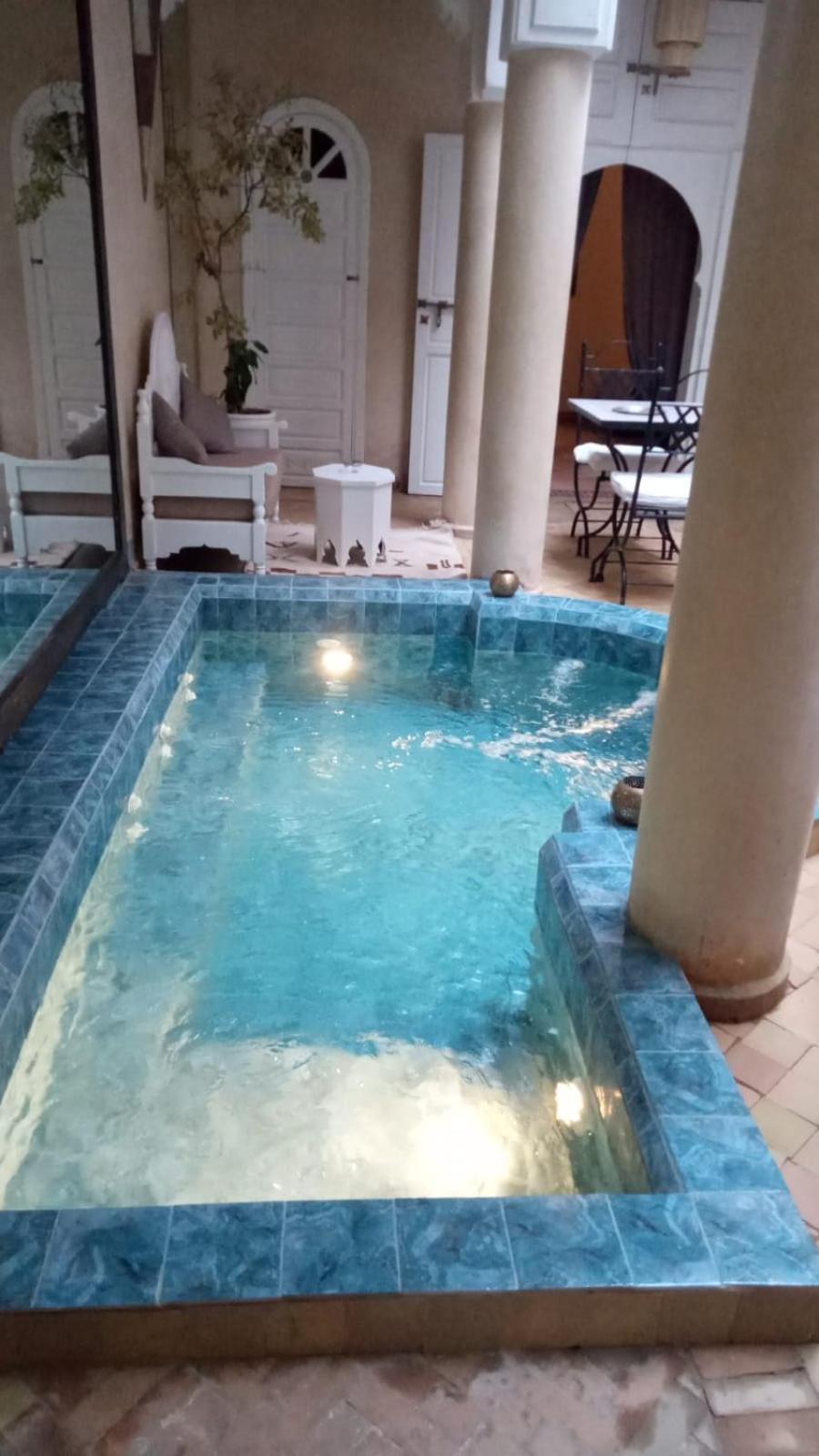 Awinati Location Privatisee ,piscine Chauffee , Beau Rooftop Riad 3*