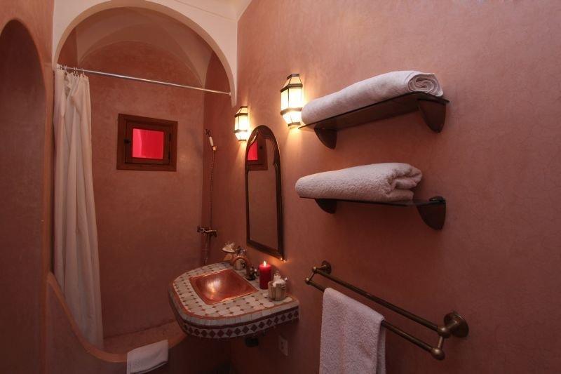 Awinati Location Privatisee ,piscine Chauffee , Beau Rooftop Marrakesh